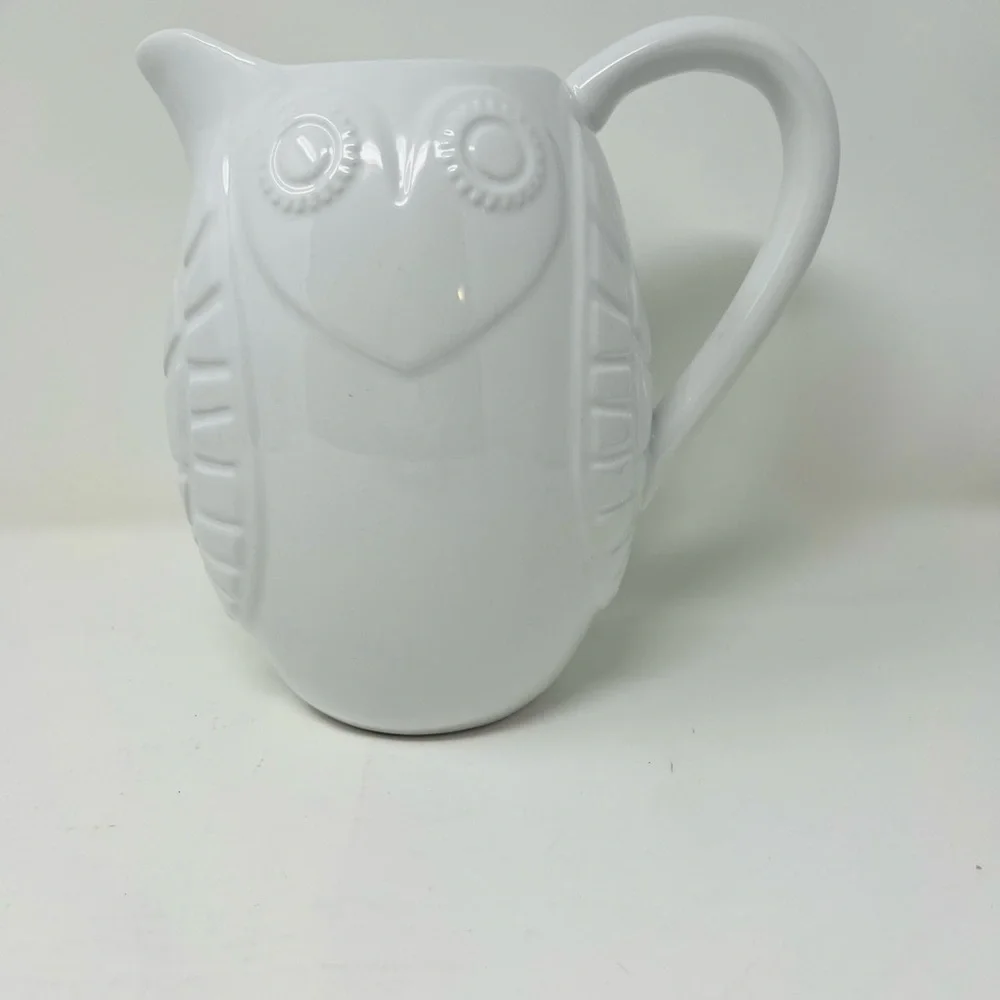 NWOT Jonathan Adler Lola Happy Chic White Ceramic Owl Pitcher